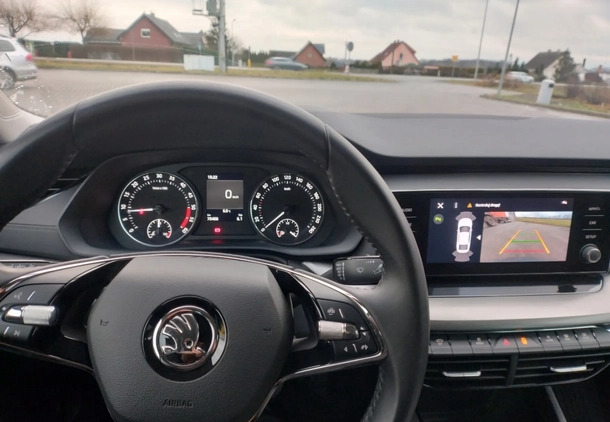 Skoda Octavia cena 76506 przebieg: 85000, rok produkcji 2020 z Małogoszcz małe 56